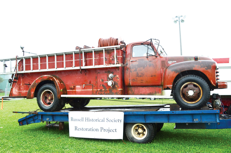 Restored 1952 fire truck to star in parade