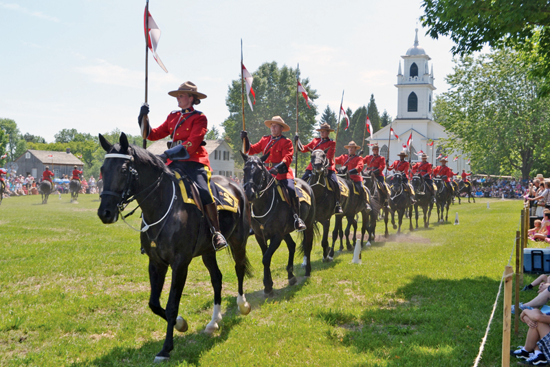 RCMP Musical Ride comes to Russell