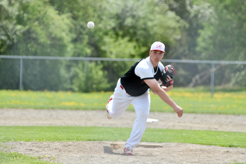 Ravens split at T-Wolves tourney