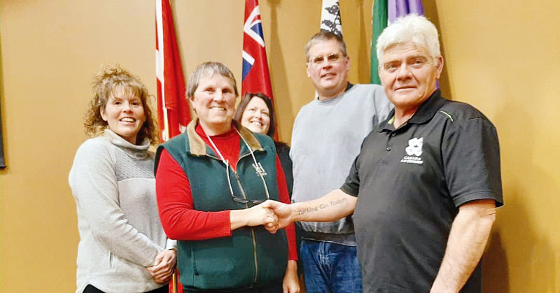 Barbara Ann Glaude receives 2020 4-H Ontario Arbor Award
