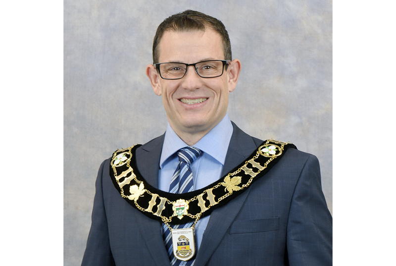 Russell Mayor Pierre Leroux resigns to accept Nation Municipality CAO position