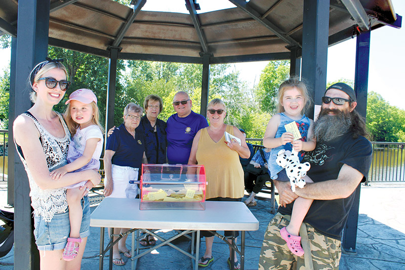 Chesterville Rotary holds Duck Draw
