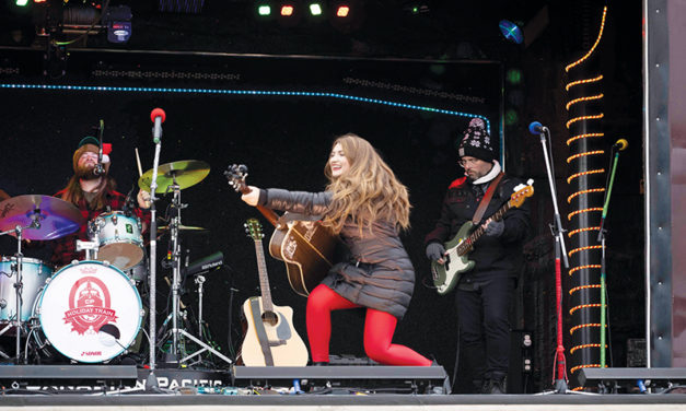 CP Holiday Train a crowd pleaser in Finch