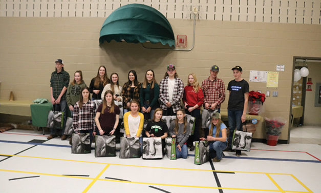 Russell 4-H recognize volunteers and members