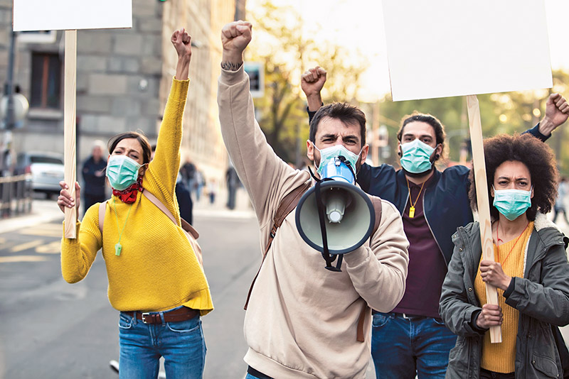 Public service workers go on strike during negotiations with the government