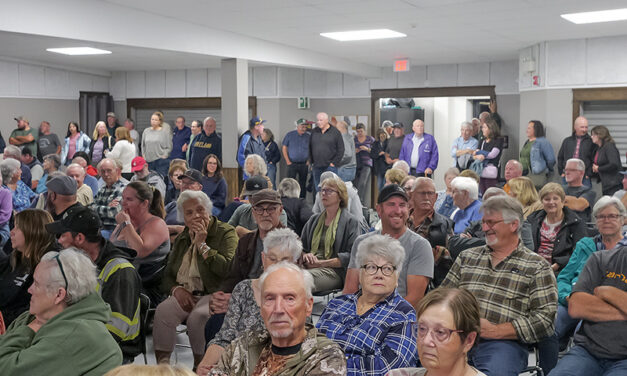 Standing room only crowd for North Dundas All Candidates meeting