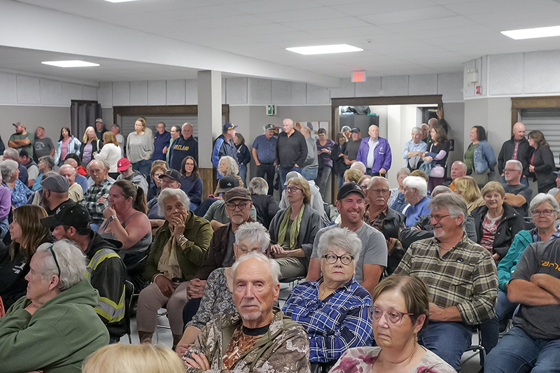 Standing room only crowd for North Dundas All Candidates meeting